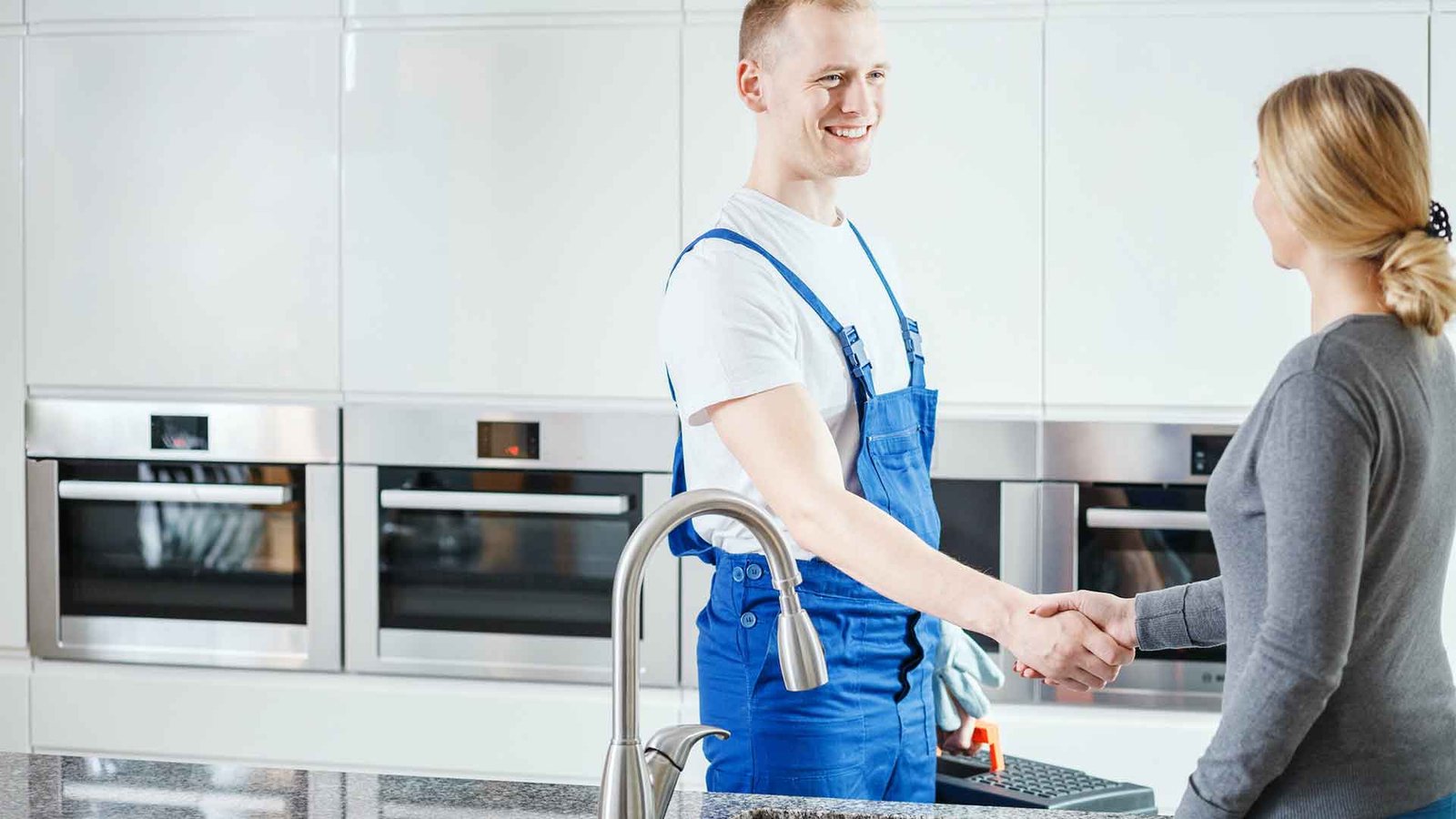 خدمات السباكة المنزلية في ظهرة لبن الرياض - ضفيره المطيري للسباكة والكهرباء